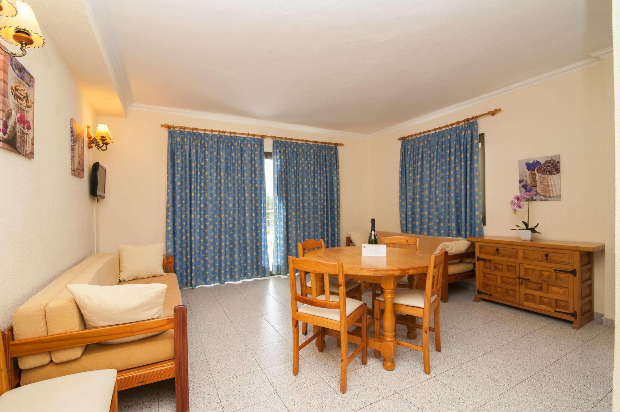 سانتا أيُلاريا ذيس ريو Casa Luis Apartments المظهر الخارجي الصورة